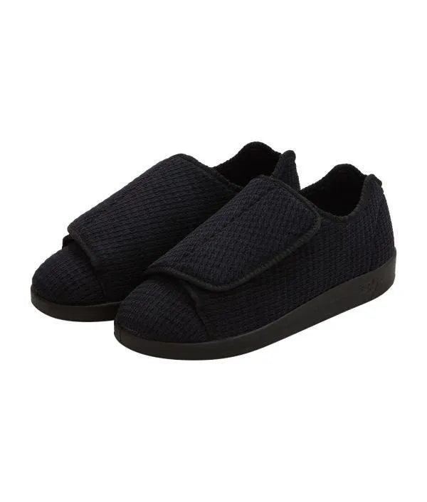 
                  
                    Mens Extra Extra Wide Slip Resistant Slippers
                  
                